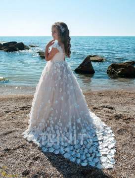 Платье бальное со шлейфом TRINITY bride арт.TG0377 молочный