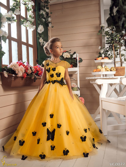 Платье бальное с бабочками и шлейфом "Рамина" арт.0077 желтый